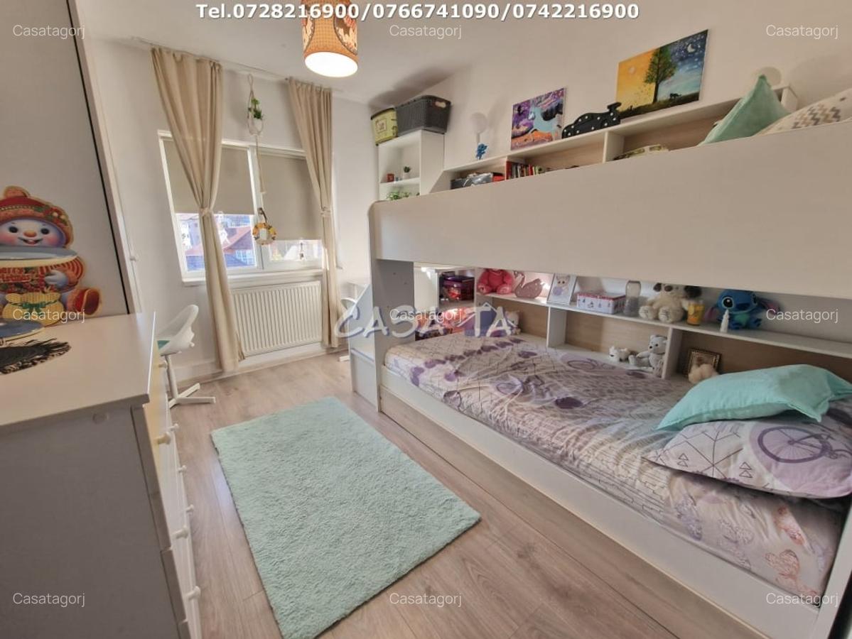 Apartament 3 camere, situat in Targu Jiu, Bld Ecaterina Teodoroiu - 6