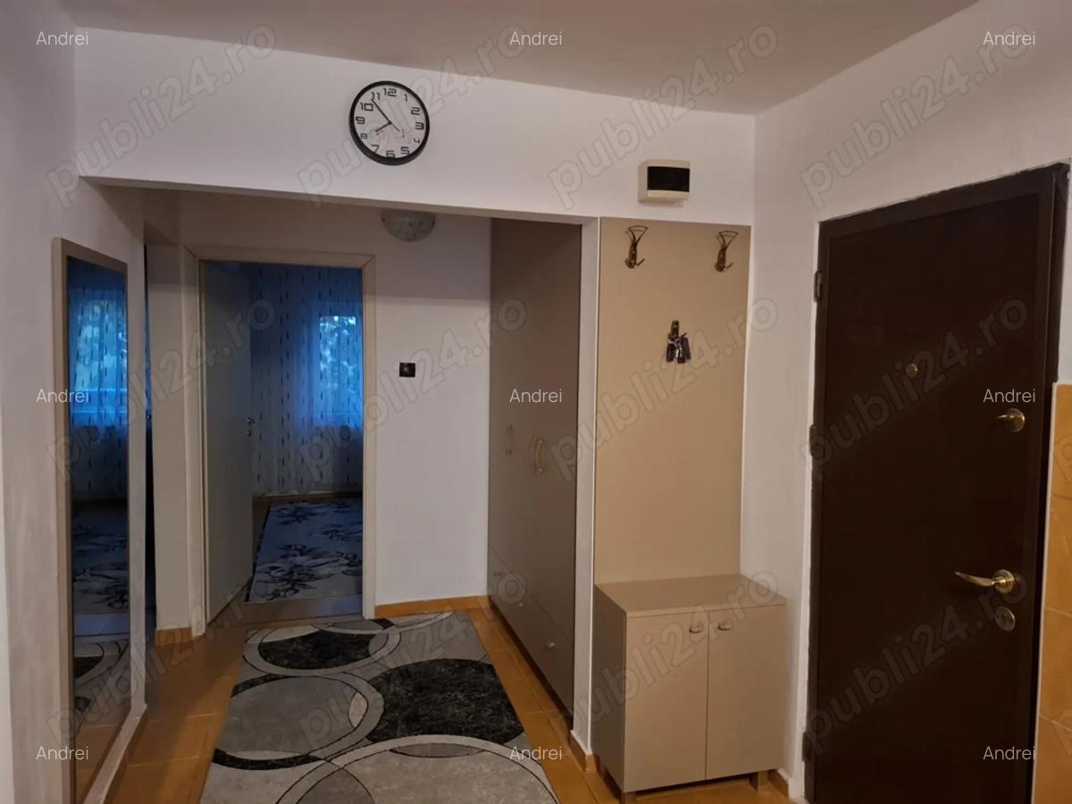 Inchiriez apartament cu 3 camere decomandat, mobilat si utilat in zona Lipovei - 1