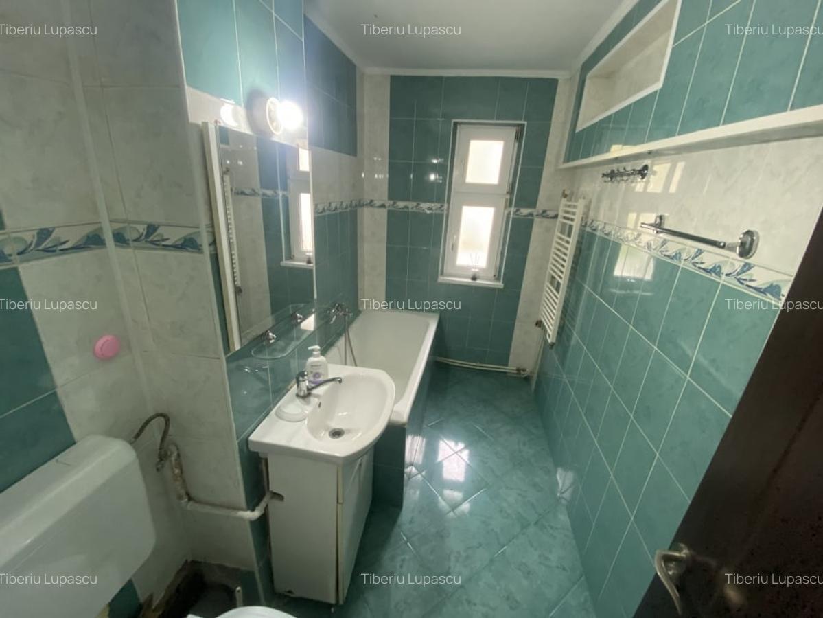 Apartament 2 camere, central - 9