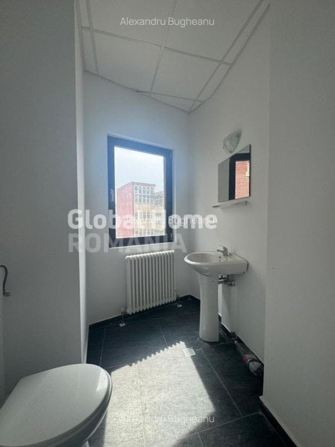 Spatiu Comercial 13200mp| Posibilitate Parcare | Lift | Cladire noua - 11