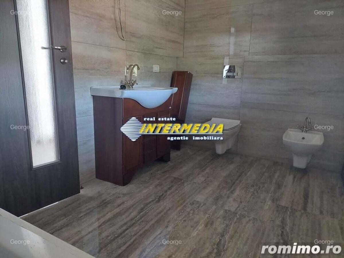 Casa Noua de vanzare Zona Cetate - 12