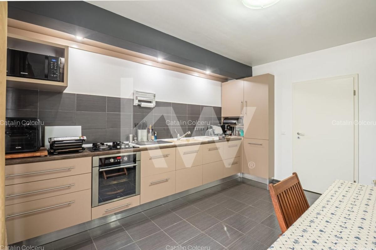 Apartament cu 3 camere decomandat, mobilat în Bartolomeu - 12