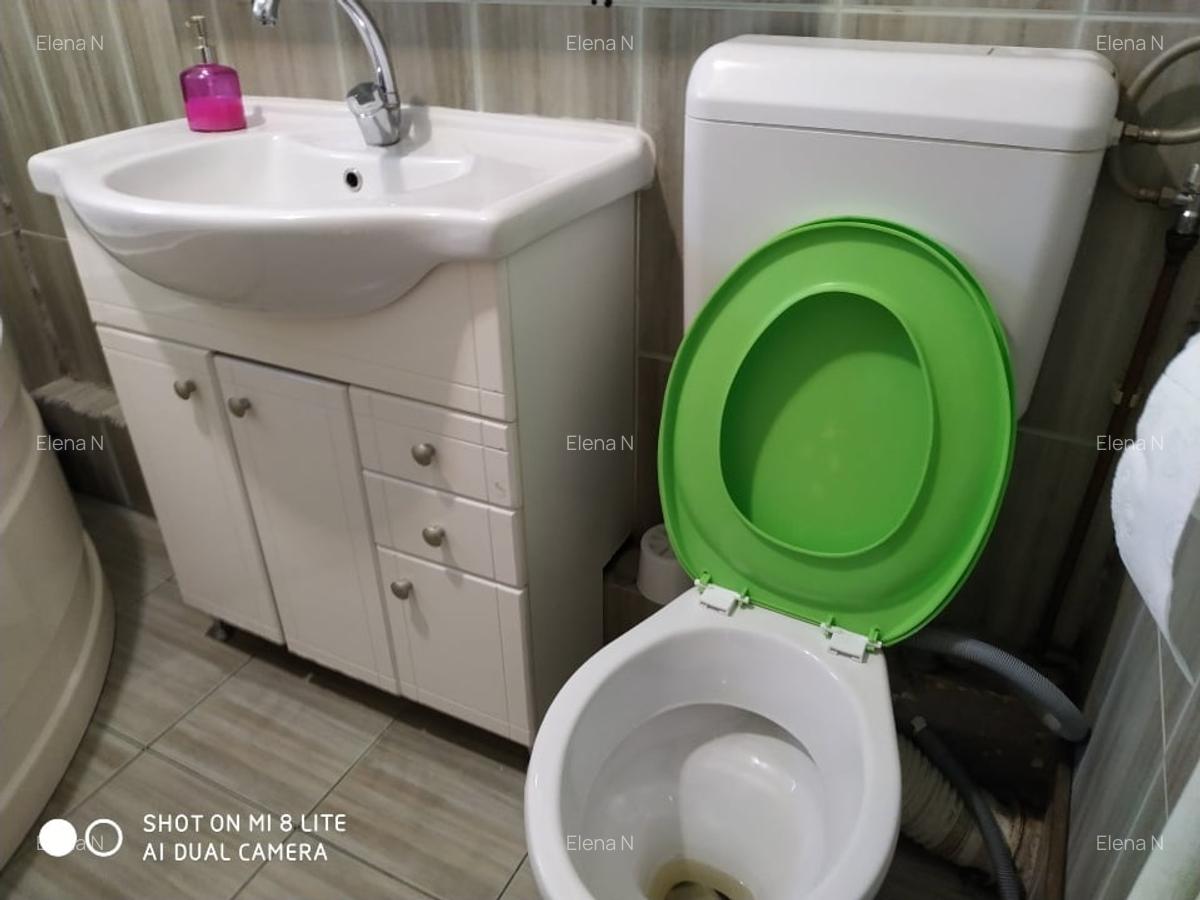 Apartament cu 3 camere decomandat în Crângași - 12