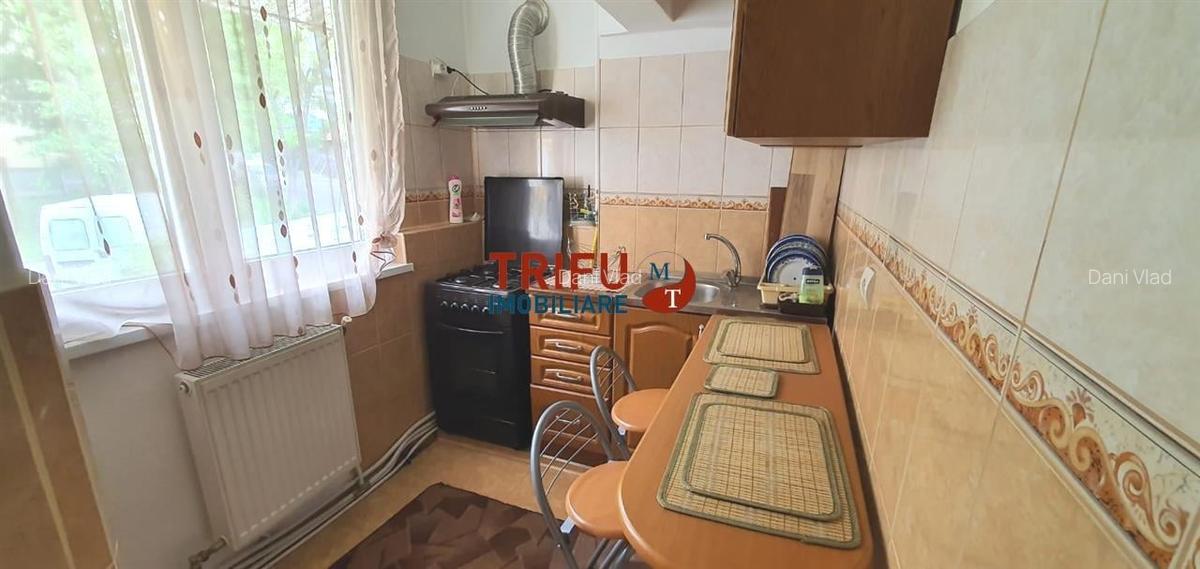Apartament Spațios cu 3 Camere în Zona Stadion - O Oportunitate de Ach - 2