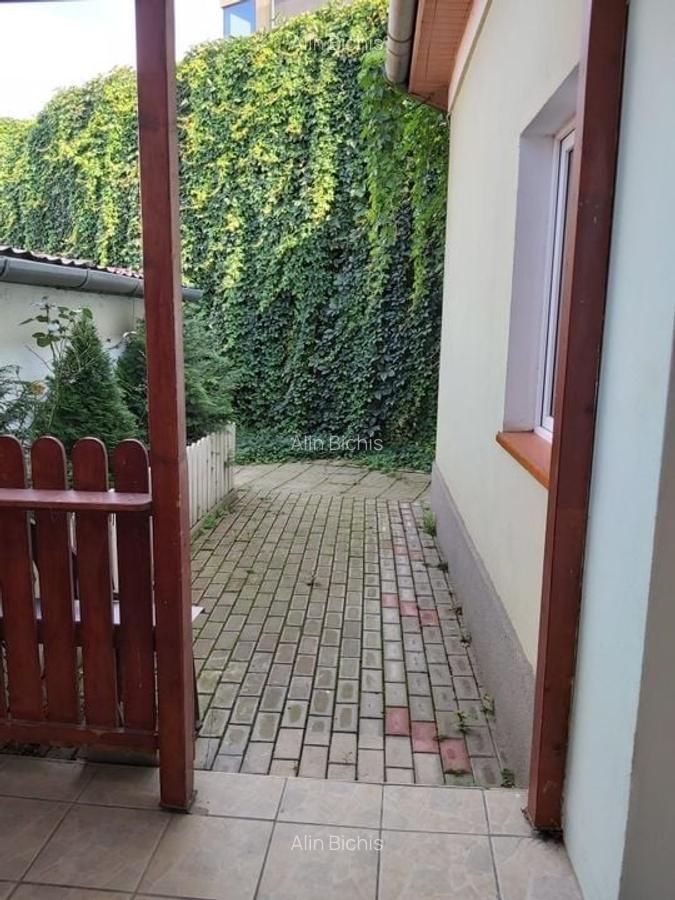 Casa cu 3 camere, mobilat si utilata, zona Platinia - 10