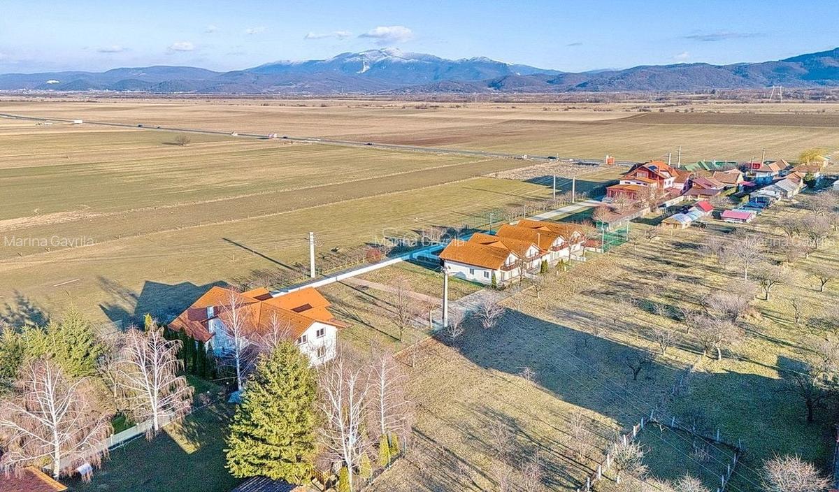 Casă cu 5 camere în Tohanu Nou - 8