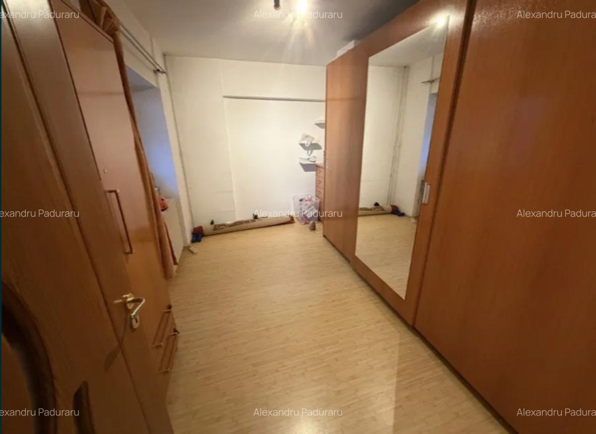 GARA-BILA ap. 2 camere, decomandat, liber,  52 m2, et.5/6! - 3