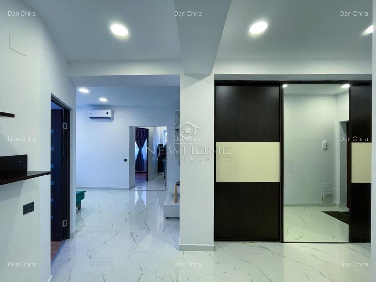 Apartament de închiriat cu 3 camere,  zona Iris - 14