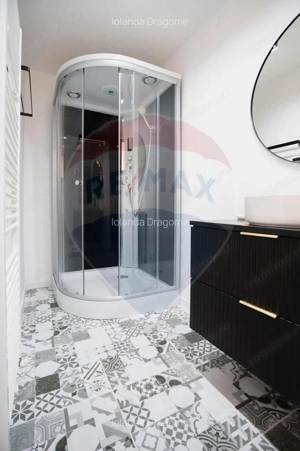 Afacere Activa + Locuinta Premium cu 3 Camere in Schei - 9