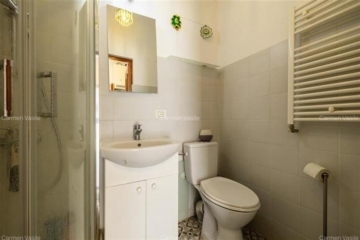 FILM! Spatiu comercial de 18.5mp + Corp de casa cu 2 camere, Central, Brasov. - 7