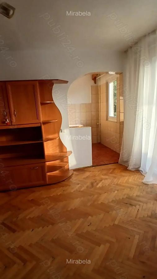 Vand apartament pe Tarinei .Caransebes - 5