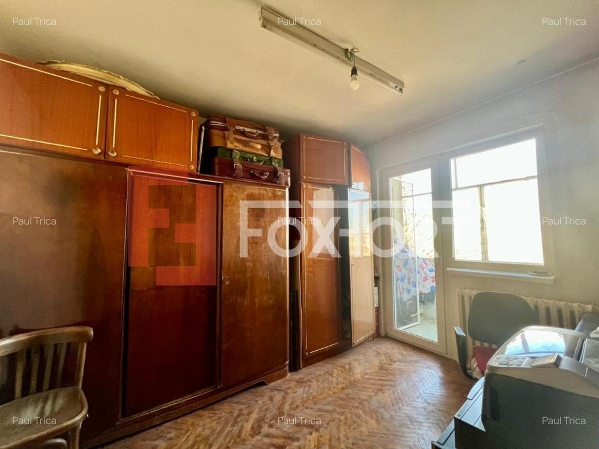 Apartament cu 3 camere semidecomandat în Cetății - 3