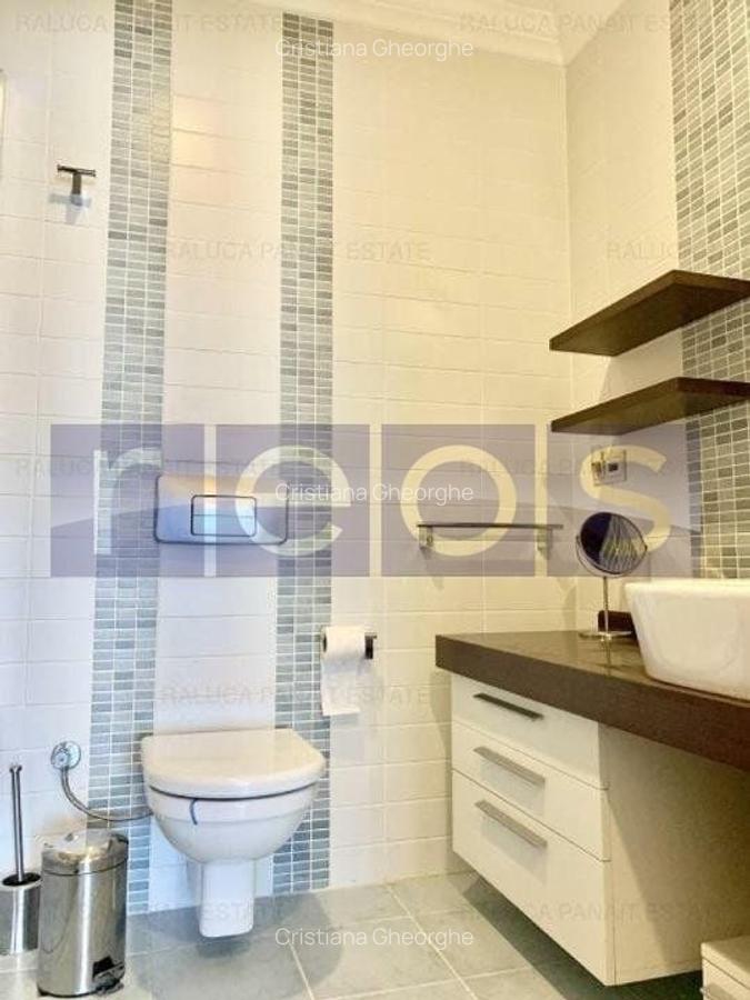 Apartament cu 3 camere semidecomandat în Tei - 6