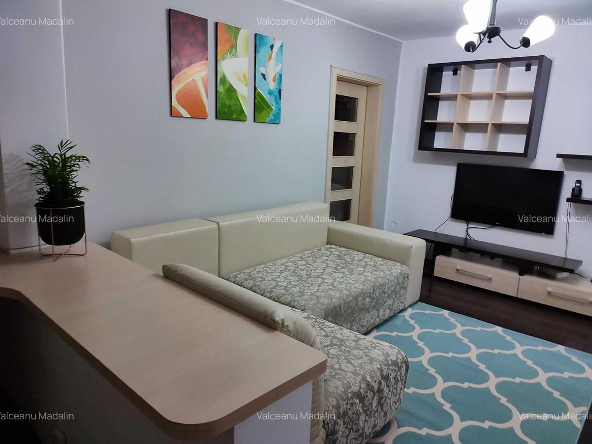 Apartament cu 2 camere semidecomandat, mobilat în Central - 4