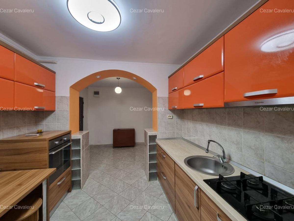 Zona Neagoe Voda- Martiri- 2 camere decomandate- ETAJ 1- bloc din 1989 - 2