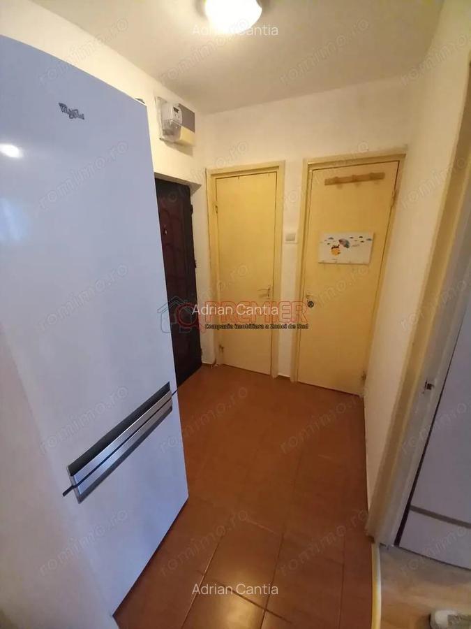 2 Camere Sectorul 4 - Bd Alexandru Obregia - 8