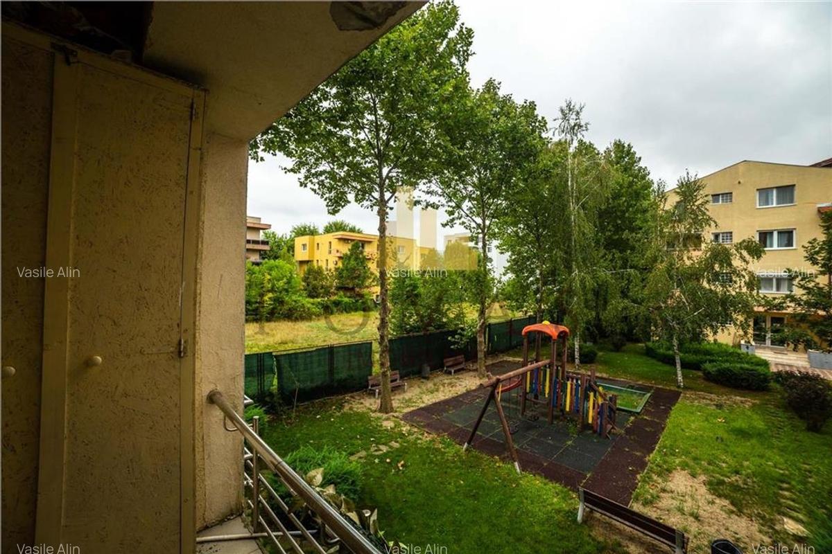 Apartament cu 3 camere semidecomandat, mobilat în Băneasa - 8