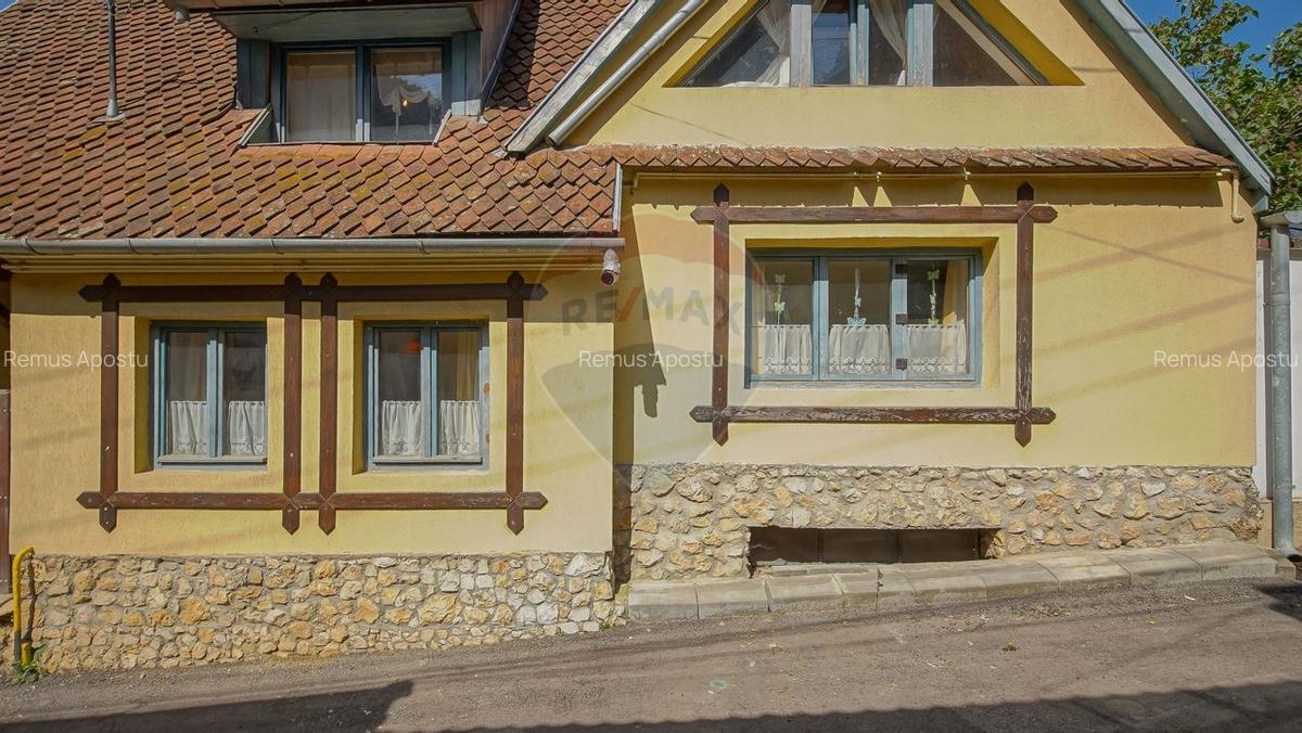 Casa cu farmec traditional si zona pitoreasca - Rasnov | 0% comision - 12