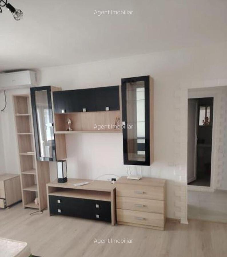 Brancoveanu etaj 8 decomandat - 6