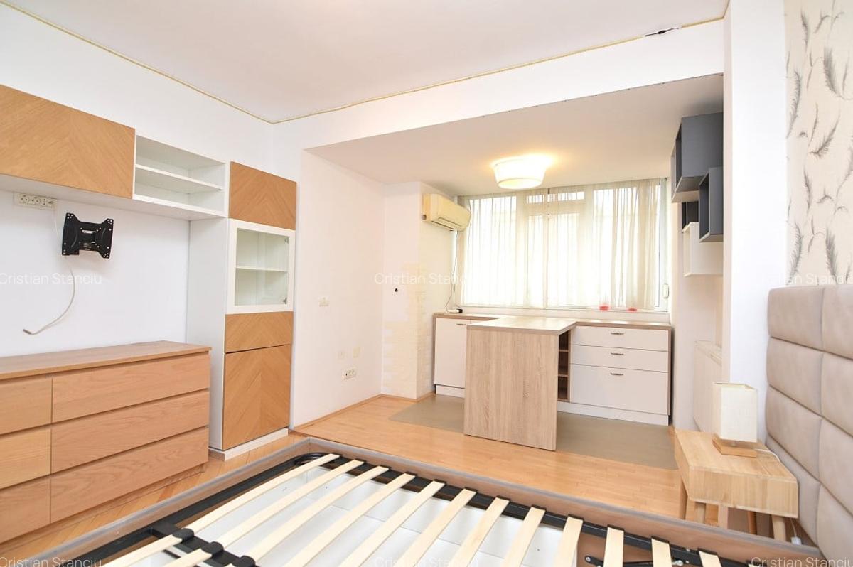 VANZARE APARTAMENT 3 CAMERE UNIRII – PIATA ALBA IULIA - 2 LOCURI DE PARCARE - 24