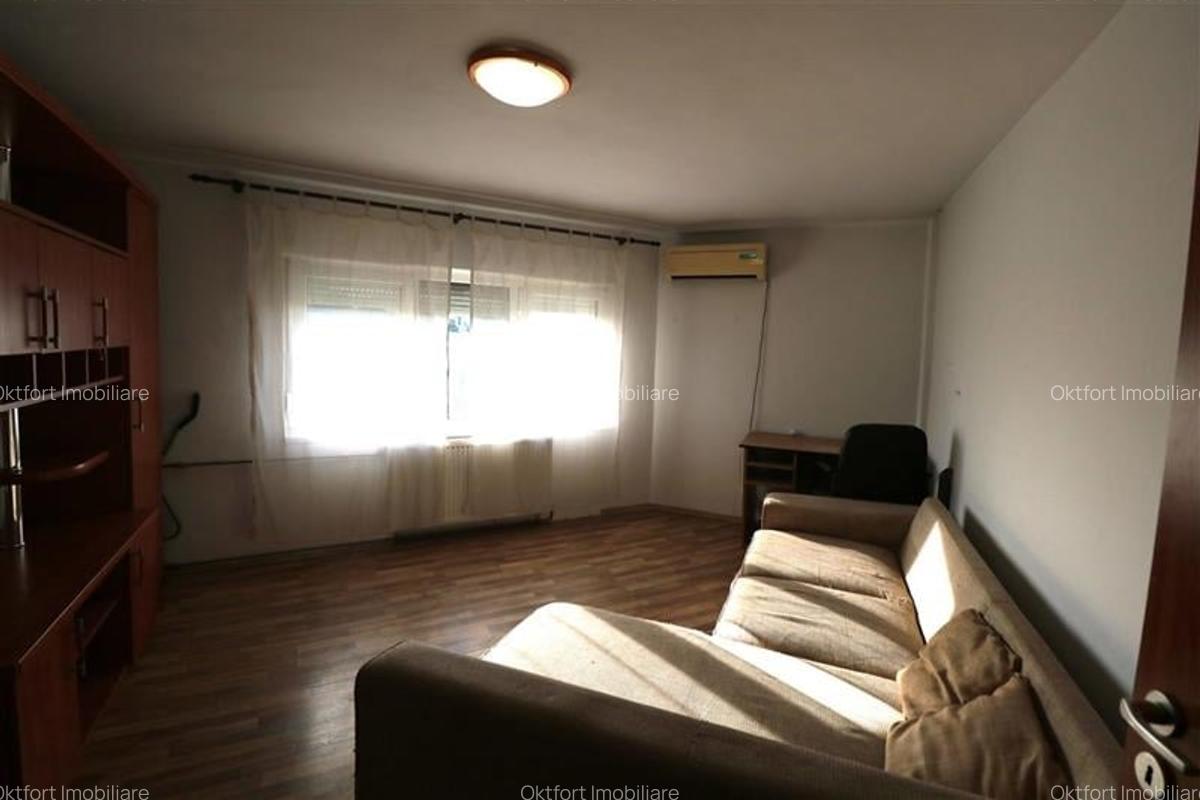 Apartament cu 2 camere decomandat, zona Bucovinei - 2