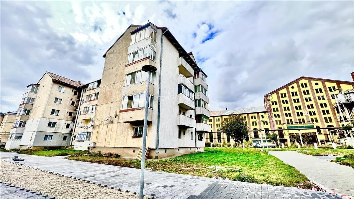 Apartament 2camere decomandat bloc vila - Bod - 3 Apartament 2camere decomandat bloc vila - Bod - 3