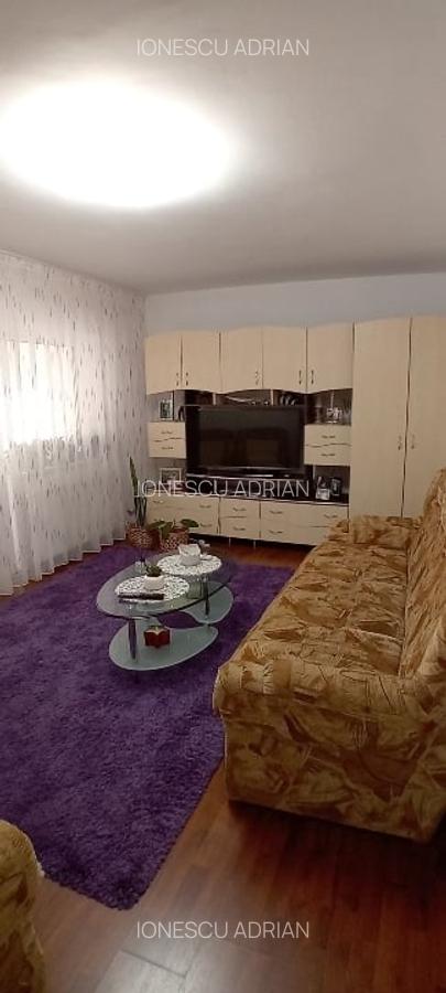 Direct proprietar – Apartament mobilat, vedere sud – Zărnești, 69.900 € - 1
