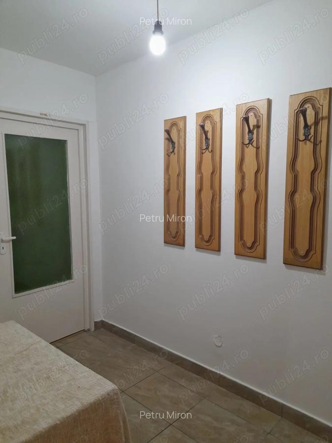 Inchiriez apartament 2 camere - 3