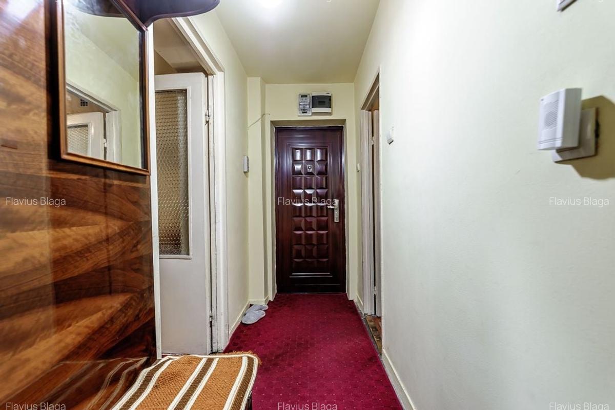 Rar pe piata 3 camere, etaj 1, vedere spre Mureș strada Praporgescu - 7