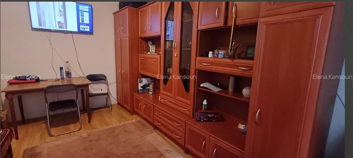 Apartament 3 camere decomandat,Noua - 1