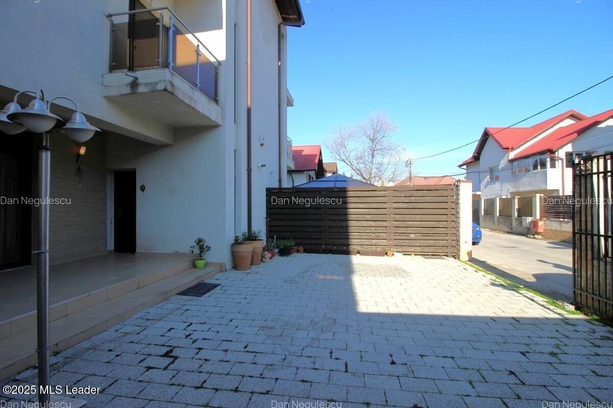 Popesti-Leordeni, Sf. Agnes, vila 2010, p+1+m, 216 mp, curte 138 mp! - 30