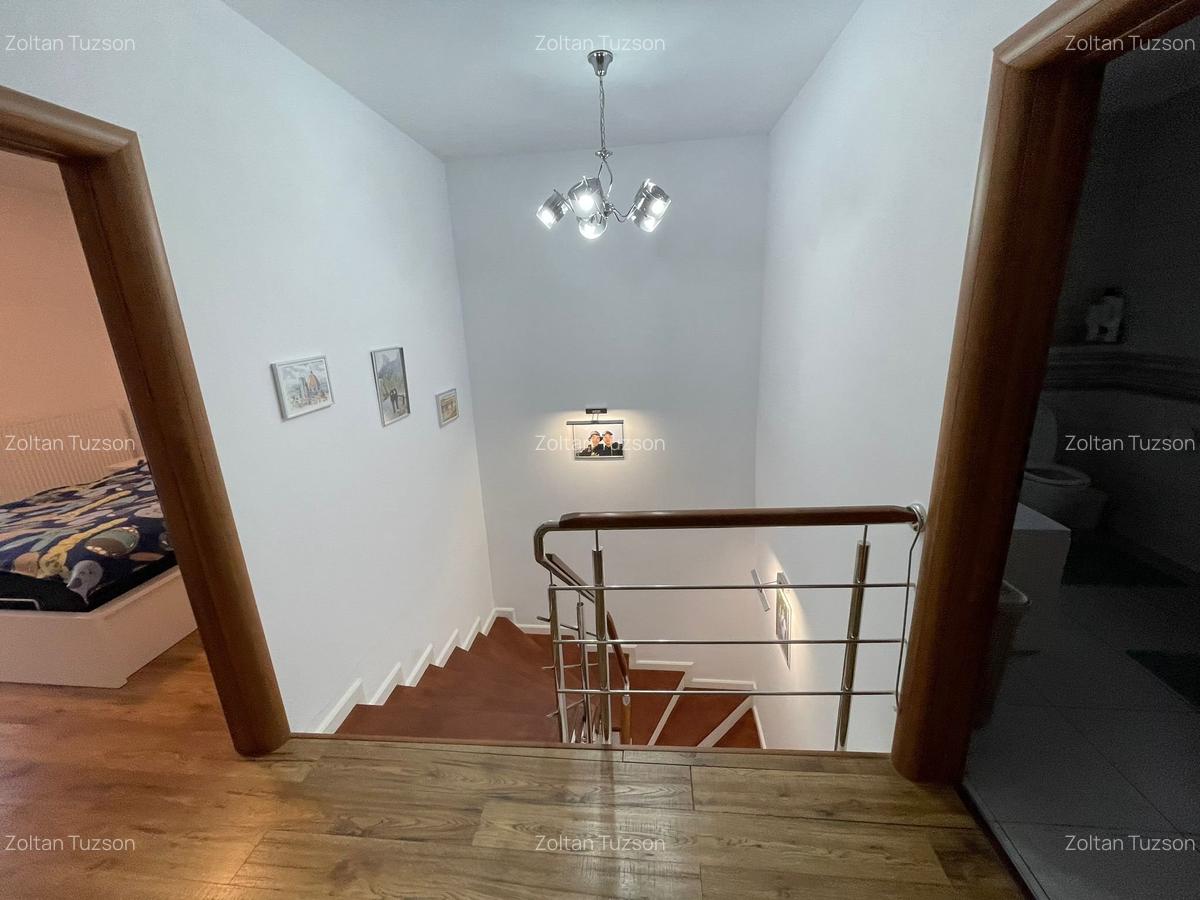 Duplex cu 4 camere în Tractorul - 5