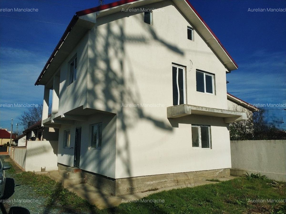 Vila P+1E+Pod noua, situata aproape de centru - 1