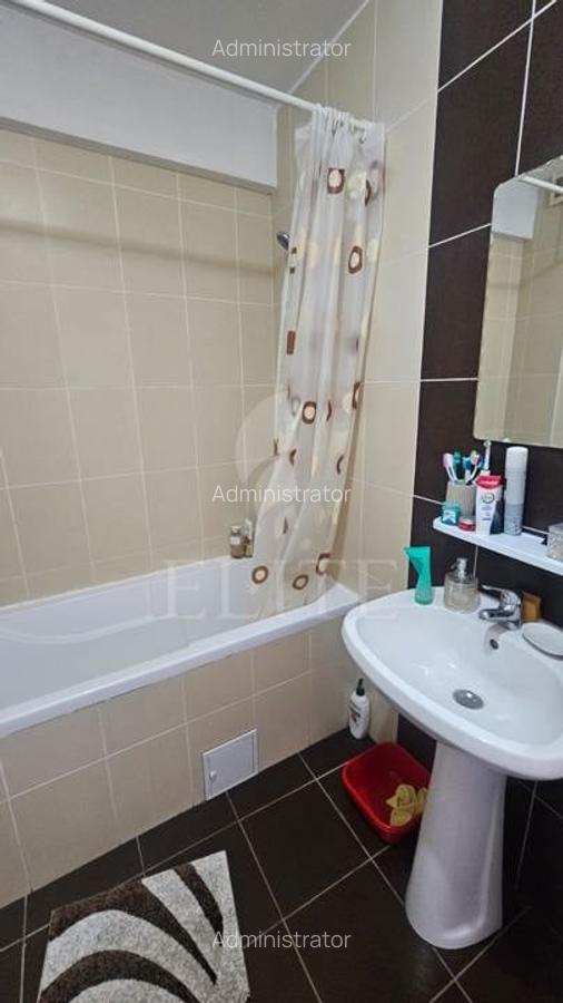Apartament 3 camere în zona Hotel Paradis - 8 Apartament 3 camere în zona Hotel Paradis - 8