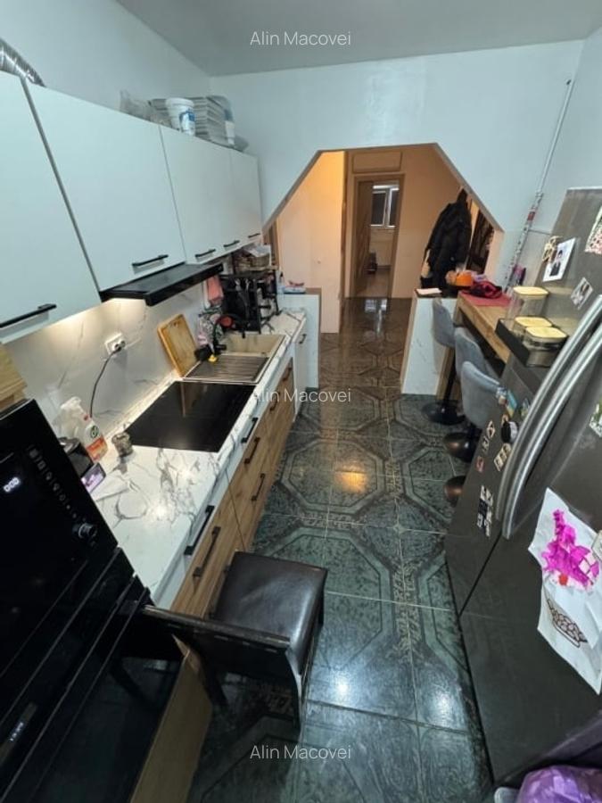 3 Camere Decomandat Bloc 1986 zona Cug SELGROS - 2