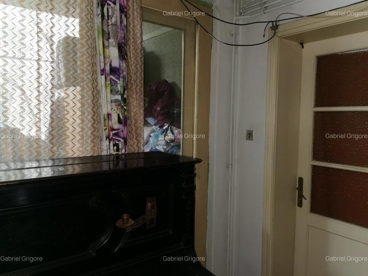 Apartament cu 5 camere decomandat în Central - 10
