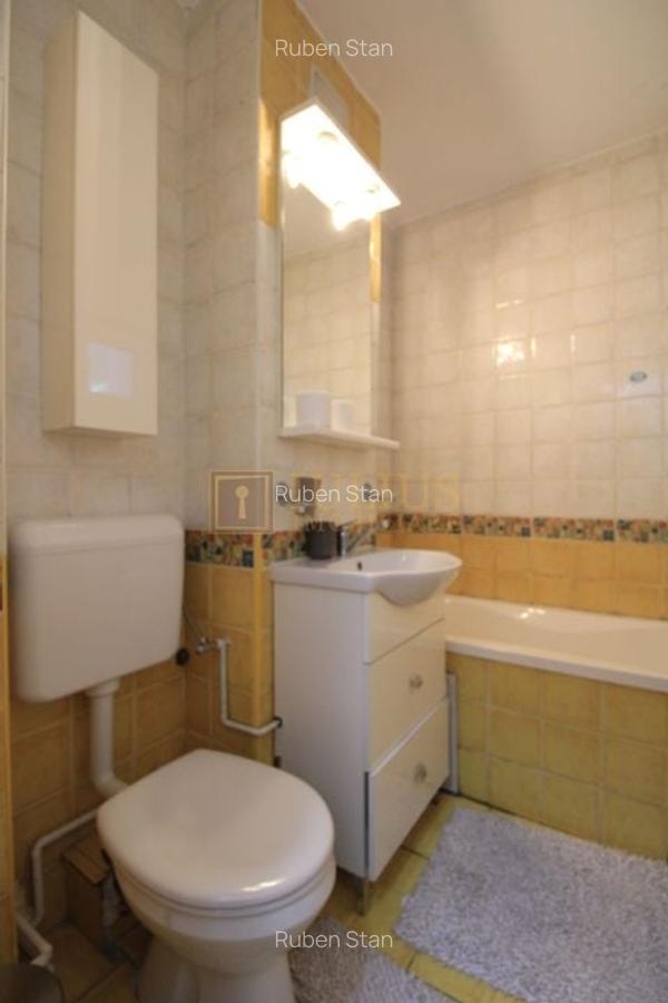 Apartament cu 3 camere semidecomandat, mobilat în Semicentral - 11