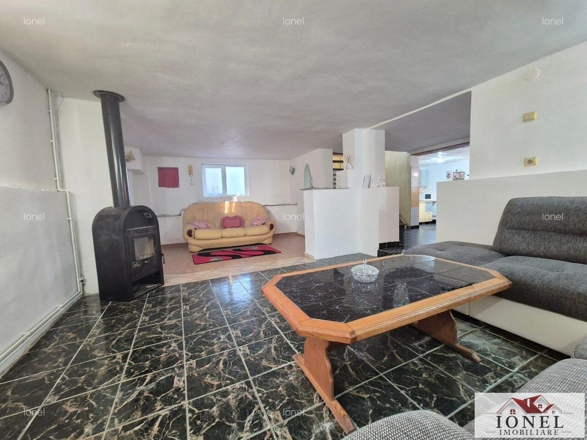 Vanzare casa in Craciunelu de Jos 1700 mp teren - 4