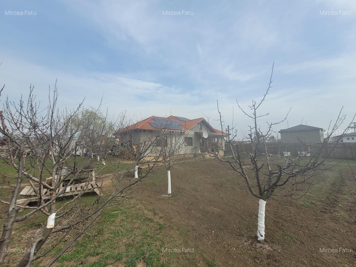 Casă cu 3 camere în Vest - 11