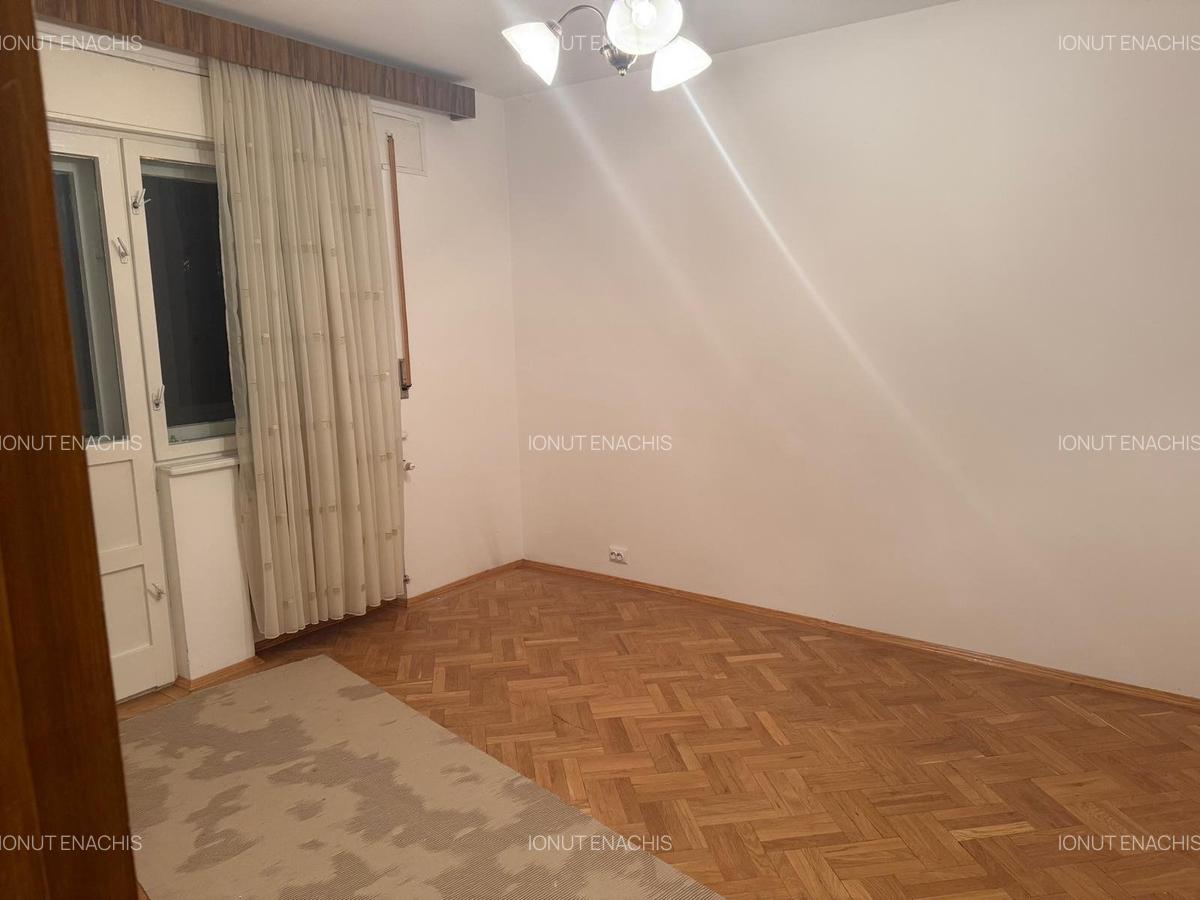 OFERTA INCHIRIERE AP 2 CAM IN VILA - 16