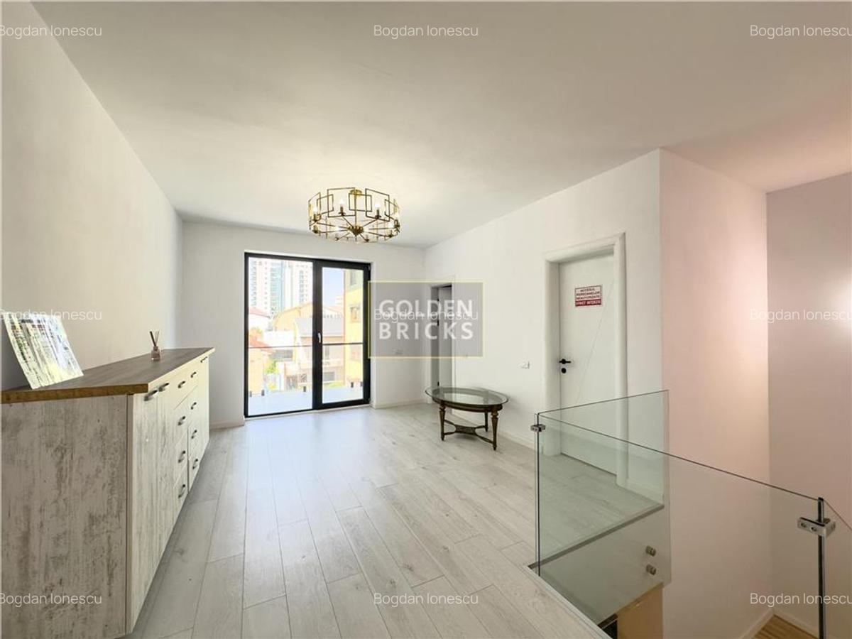 Parcul Circului | Vila individuala | 6 camere | Metrou 8 minute - 8