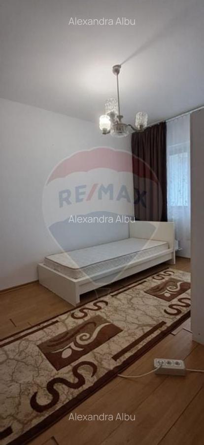 Inchiriere apartament 4 Camere decomandat - Metrou Piata Victoriei - 12