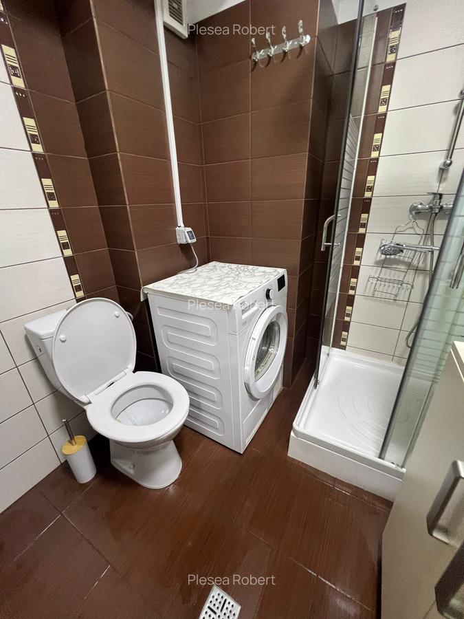 Garsoniera spatioasa 45 mp impartita in 2 zone la doar 1 minut de metrou Leonida - 7