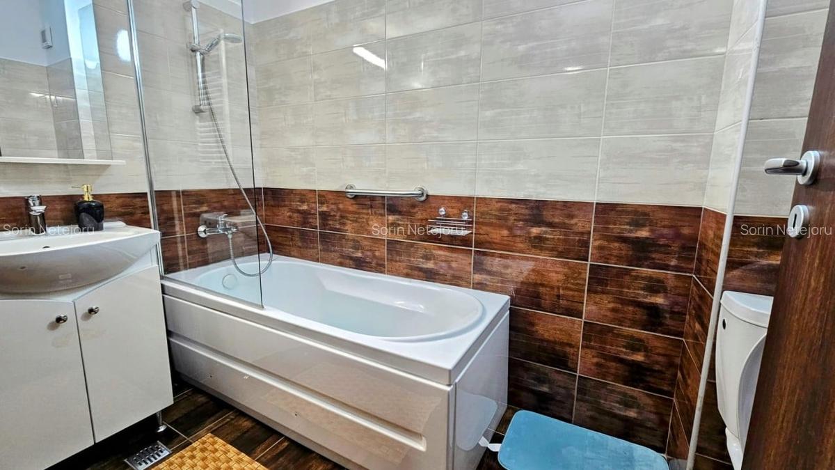 REA1021734 Apartament 3 camere de inchiriat zona Pacii - 11