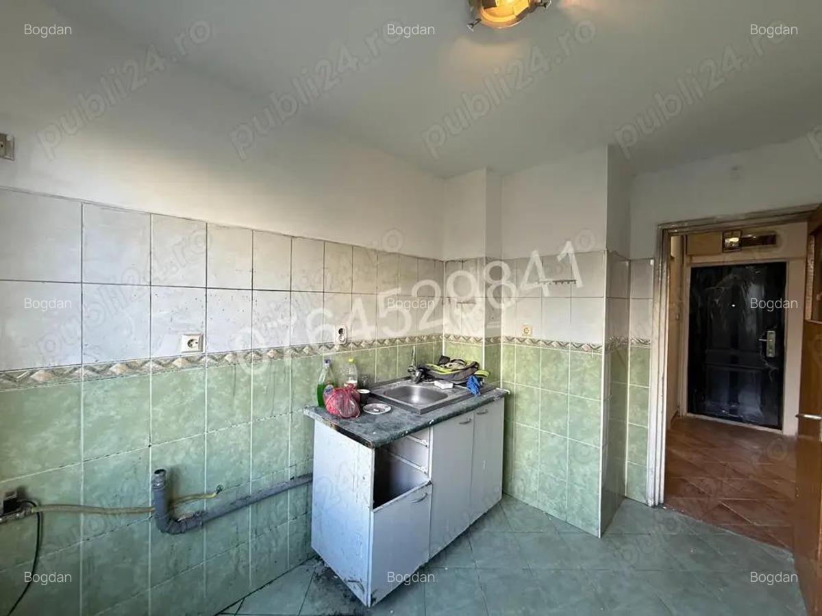 Vand apartament 2 camere,Colentina-Teiul Doamnei,zona sectia 7 politie,Str. Ion Berindei nr.5 - 14
