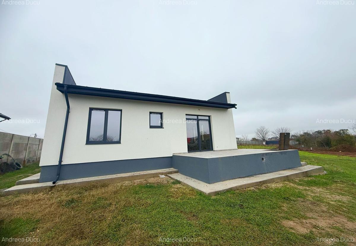 Casa moderna / 3 Camere / 2 Bai / Teren 378 mp - 2