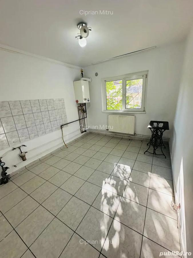 Vand apartament 2 camere - 5