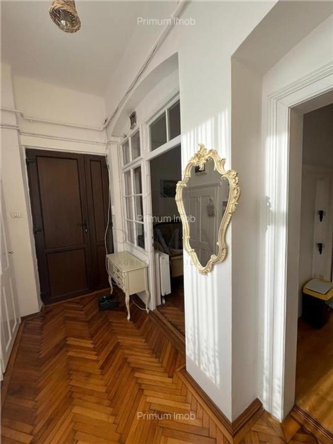 BALCESCU - Cladire renovata - 3 Camere - Centrala proprie  - Curte 137mp - 12