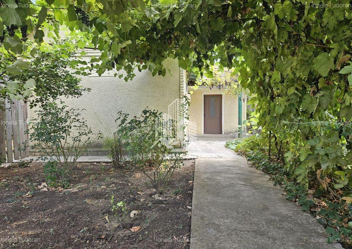 Casa 4 camere cu 2 intrari, garaj ?i teren 1751mp C... - 3