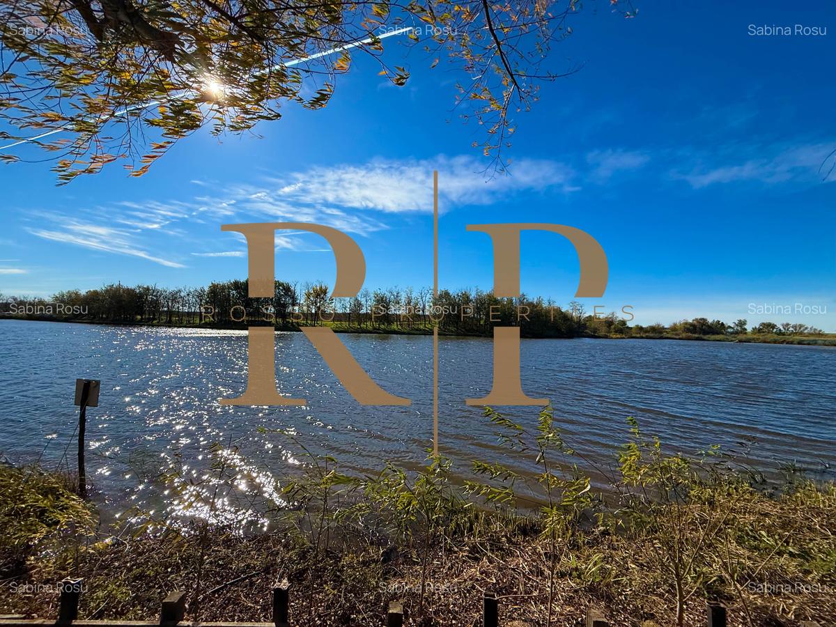 Vila Superba cu deschidere la Lac *Petrachioaia* - 43